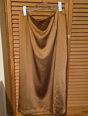 Old Navy Satin Slip Skirt in Camel